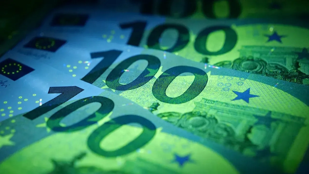 1 Euro 38 TL’yi Aştı: Döviz Kuru Rekor Seviyelere Ulaştı