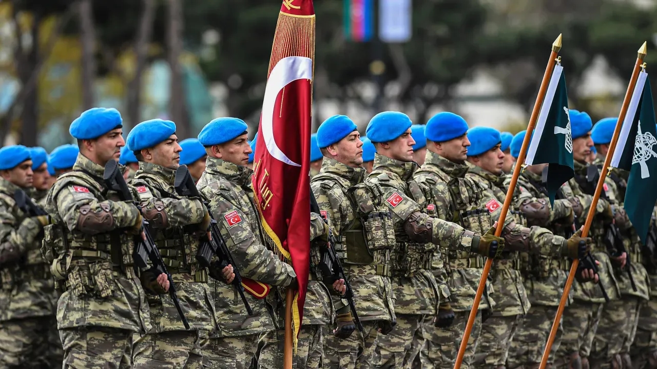 "Asker Duası : Gençlerin Manevi Destek Arayışı ve Toplumsal Yankıları"