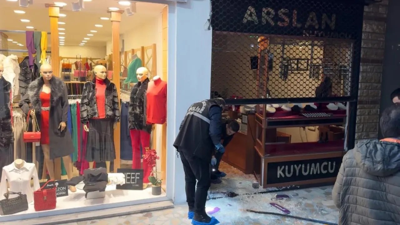 Bursa'da 500 Bin TL'lik Kuyumcu Soygunu