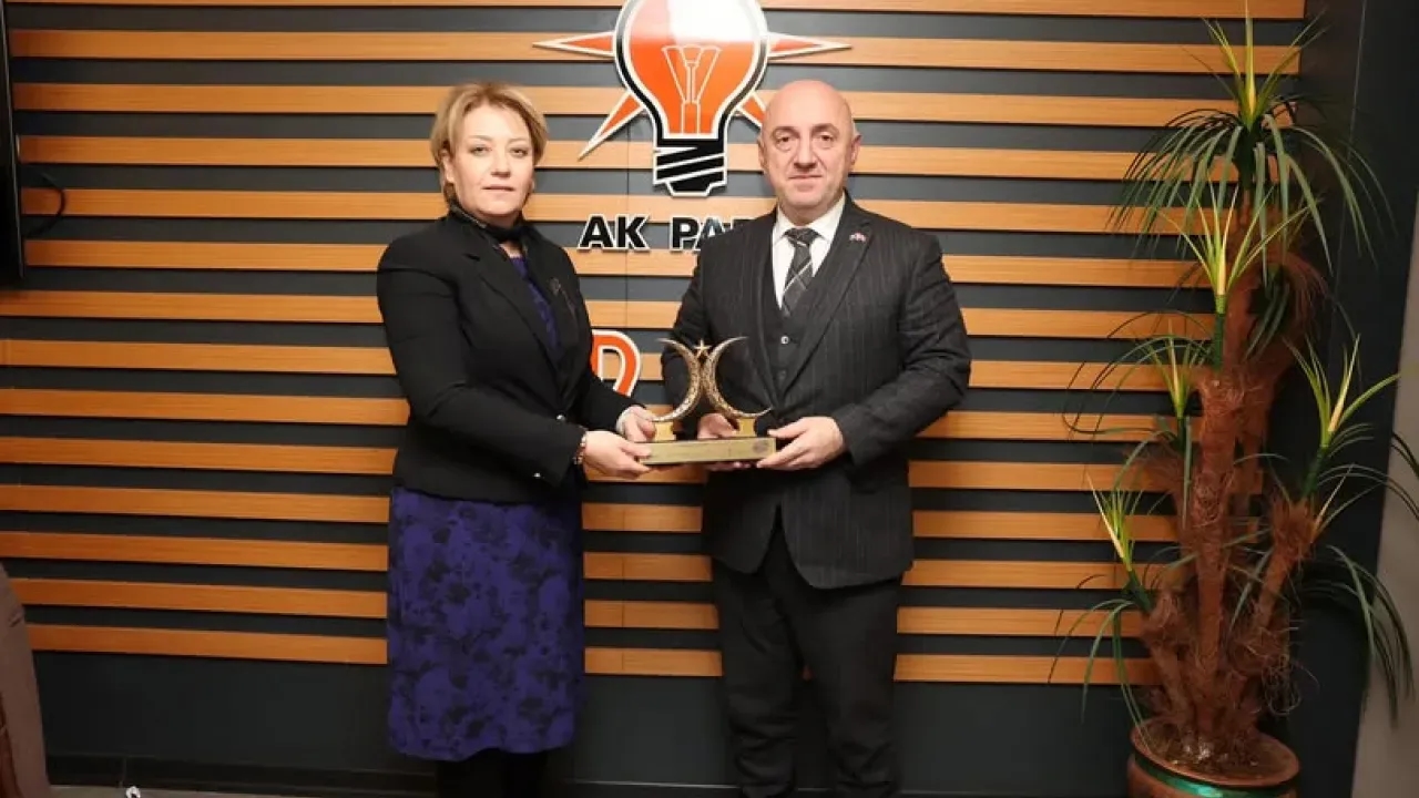 Image for Darıca Belediye Başkanı Bıyık’tan Yasemin Özdemir’e Tebrik Ziyareti