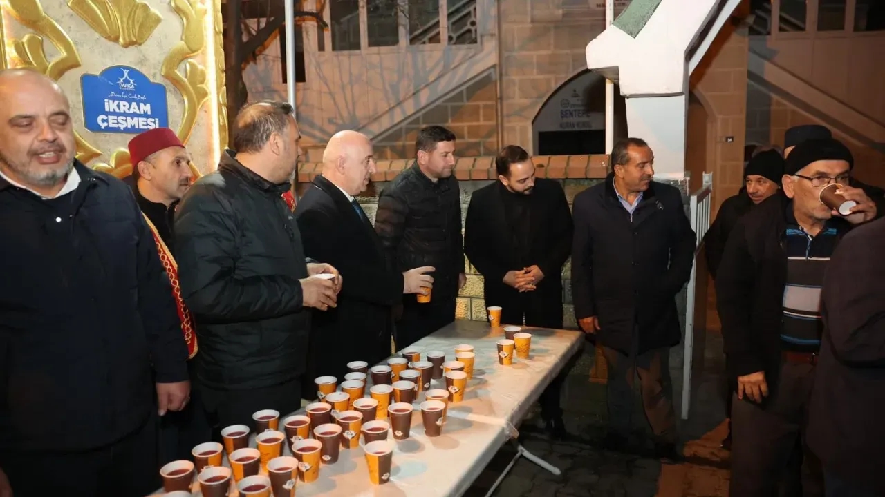 Darıca’da Osmanlı Şerbeti İkramı! Başkan Bıyık’tan Açıklama