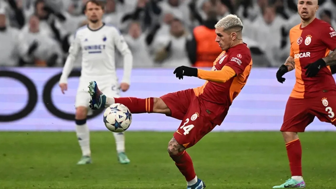 Galatasaray’da İlk Ayrılık Gündemde! O İsim Takıma Veda Edecek!