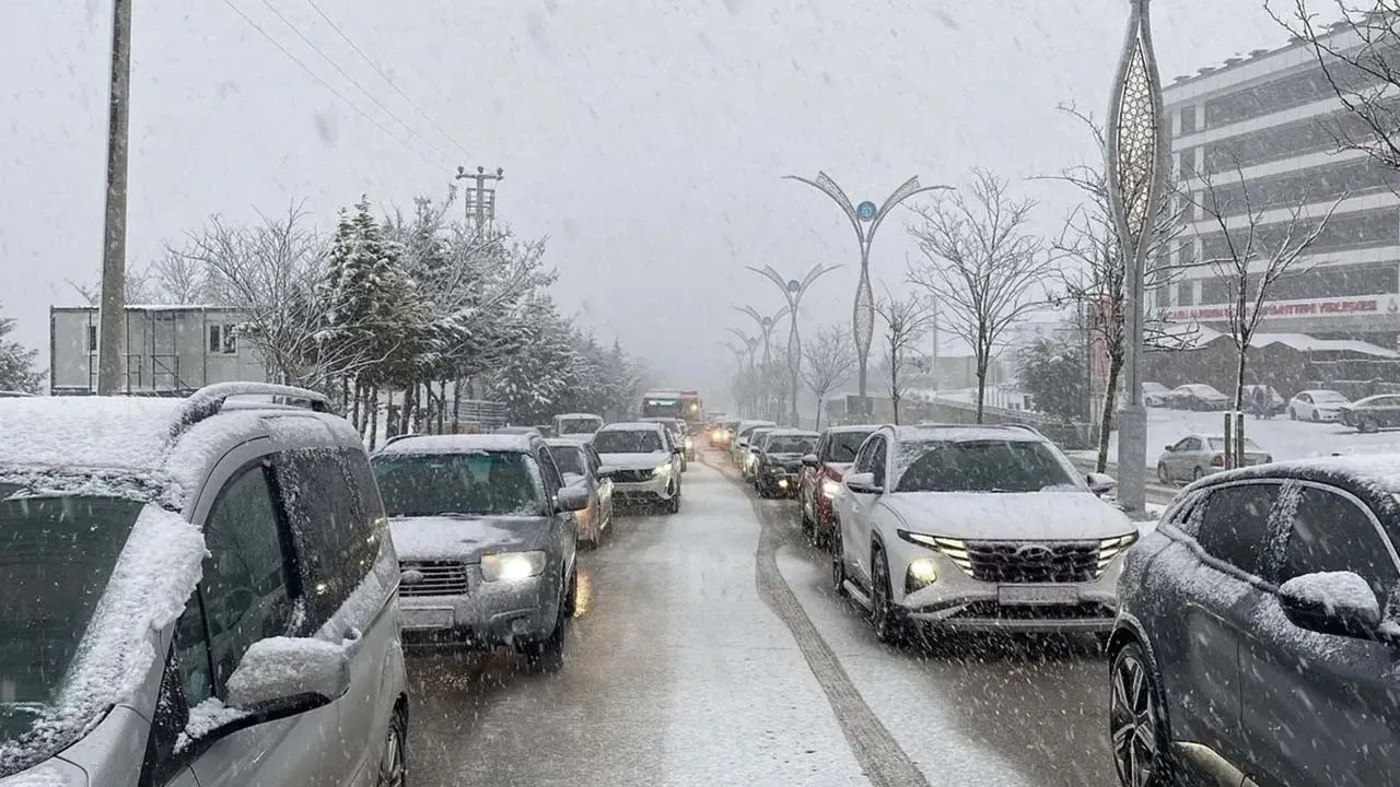Image for KOCAELİ'DE 2 GÜN TATİL: Eğitime Ara Verildi, Özel Önlemler Alındı