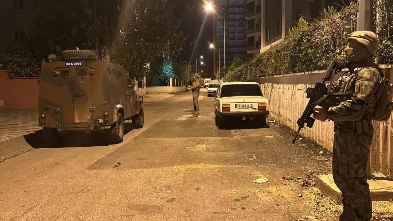 Mersin'de FETÖ ve PKK'ya Operasyon: 12 Kişi Gözaltına Alındı
