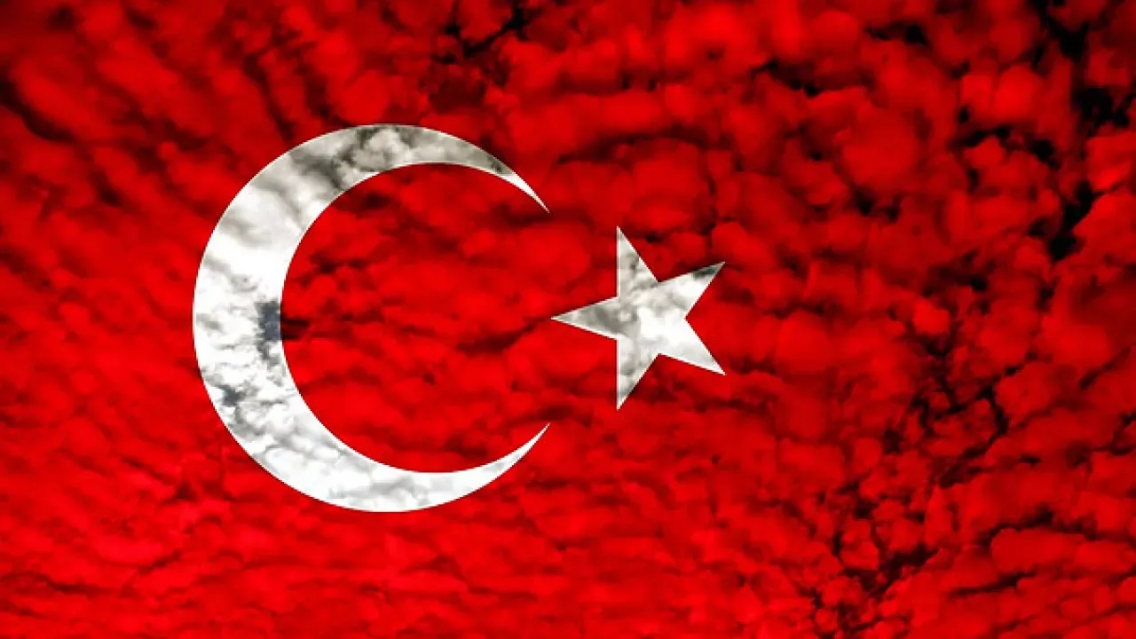 Şehit Piyade Sözleşmeli Er Mustafa Uslu'nun Babası Duygularına Hakim Olamadı: “Vatana Helal Olsun”