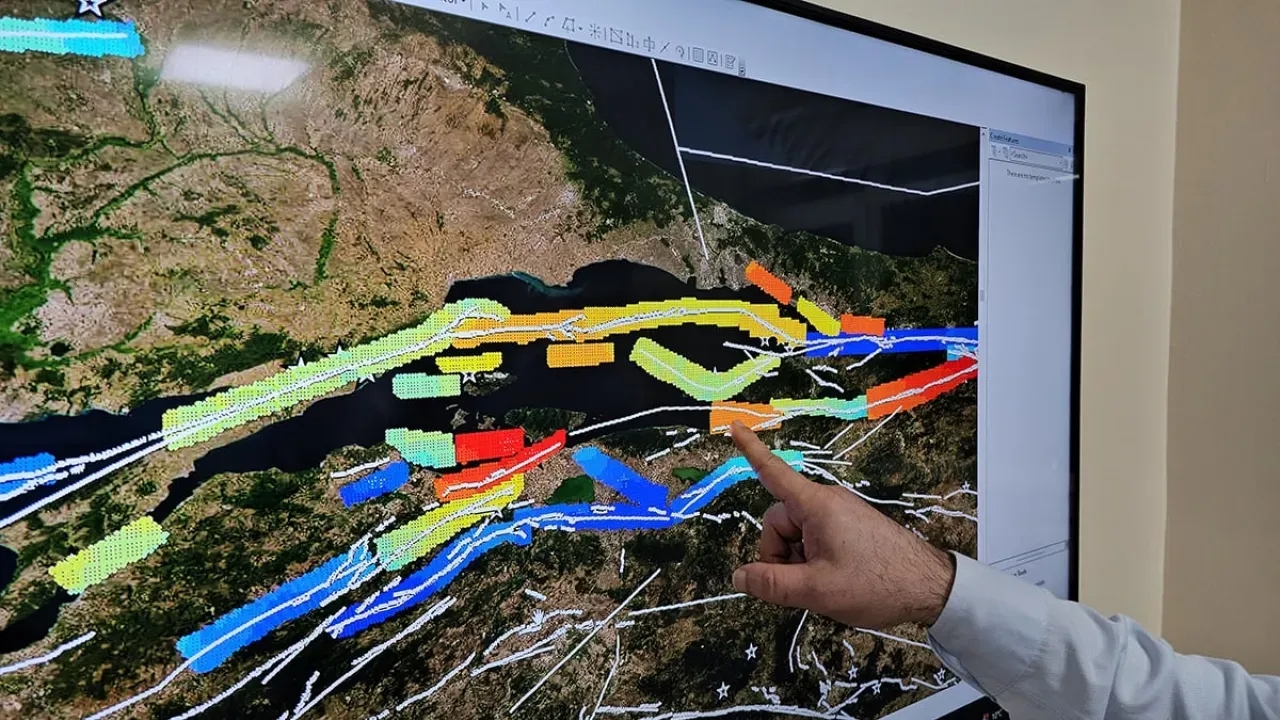 Yapay Zeka Destekli Program, İstanbul’da İki Fayda Büyük Riske İşaret Ediyor!
